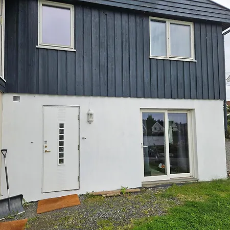 Apartment 50 Kvm Sokkel Leilighet Pa Manglerud *